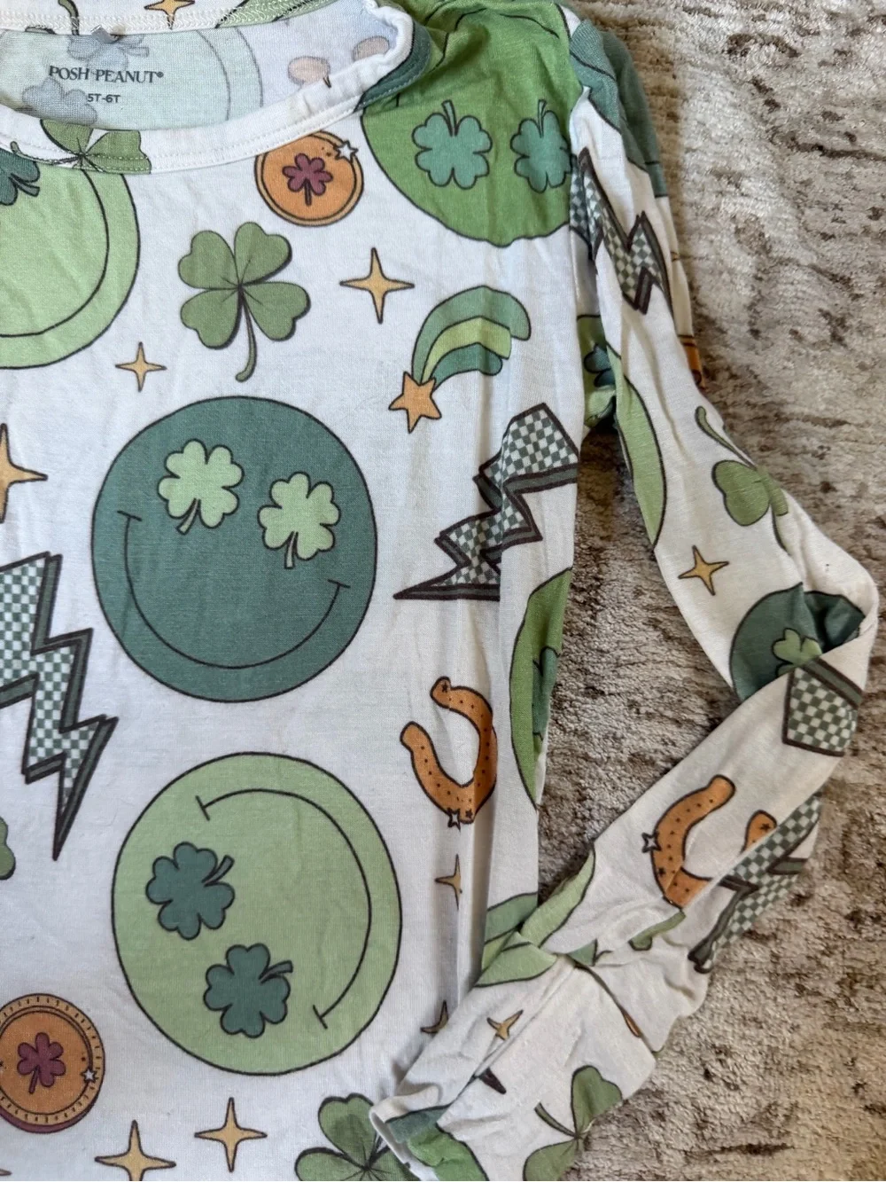 5-6T Posh Peanut Lucky Clover Printed Pajama Set - Green & White
